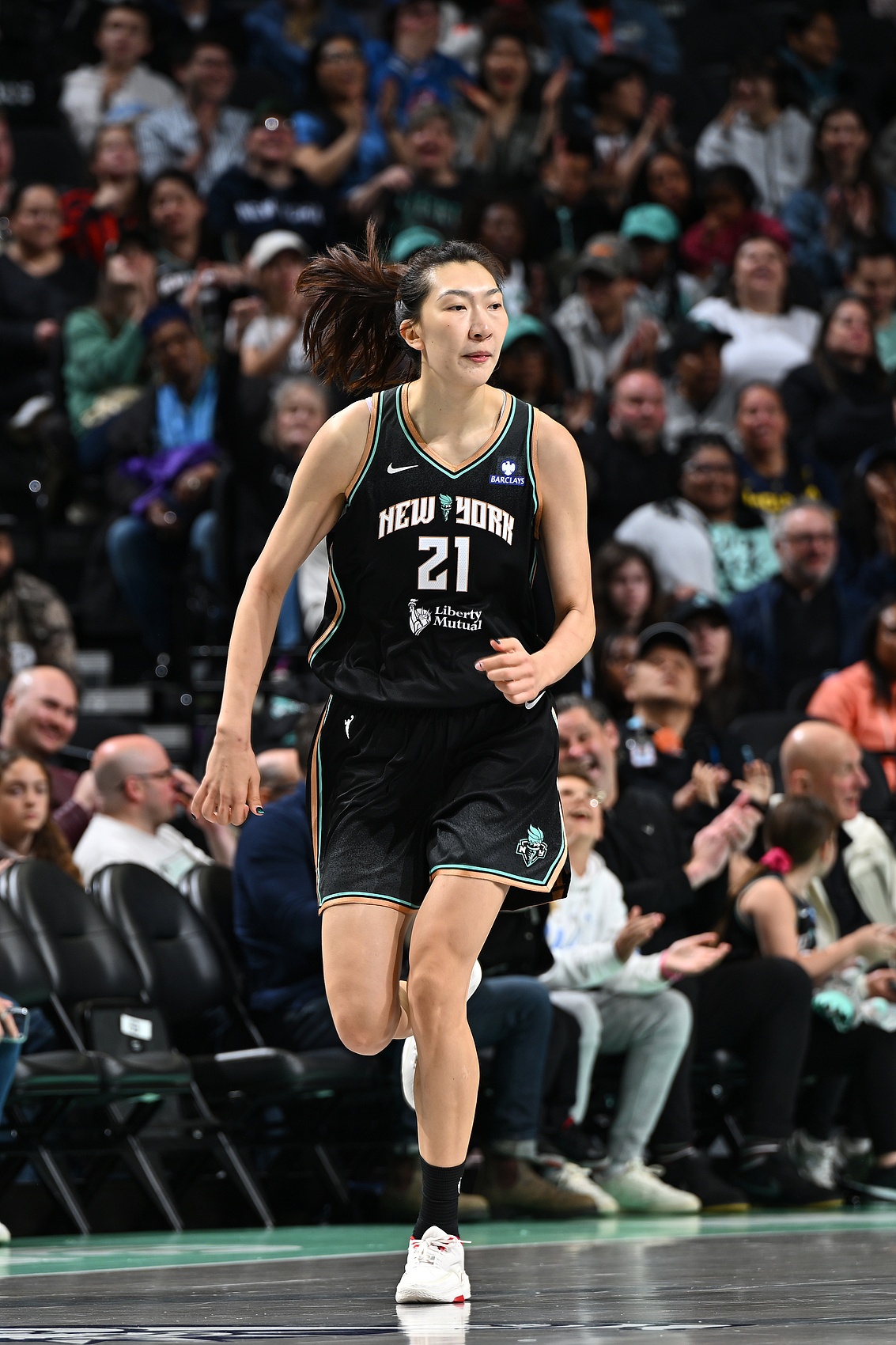 乐鱼leyu官网-得分全场最高！WNBA季前赛 韩旭10投6中&amp;罚球7中7砍20分2板1助2帽